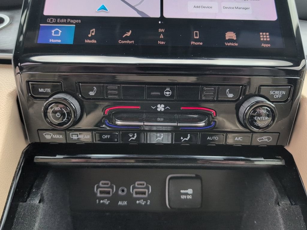 Used 2023 Jeep Grand Cherokee Limited image 36