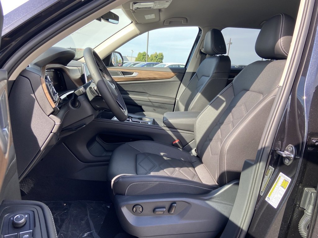 New 2026 Volkswagen Atlas SE image 9