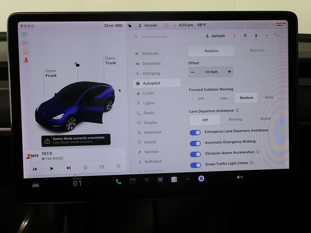 Used 2021 Tesla Model Y Long Range AWD/4WD image 45