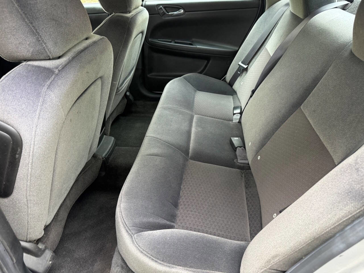 Used 2013 Chevrolet Impala LS FWD image 15