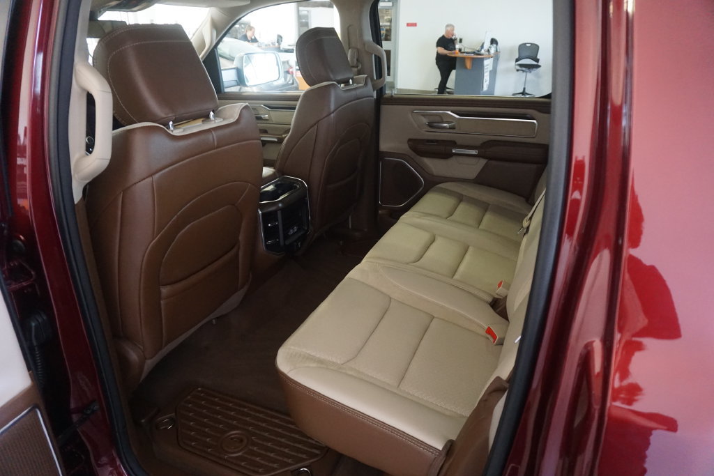 Used 2021 RAM 1500 Laramie AWD/4WD image 23