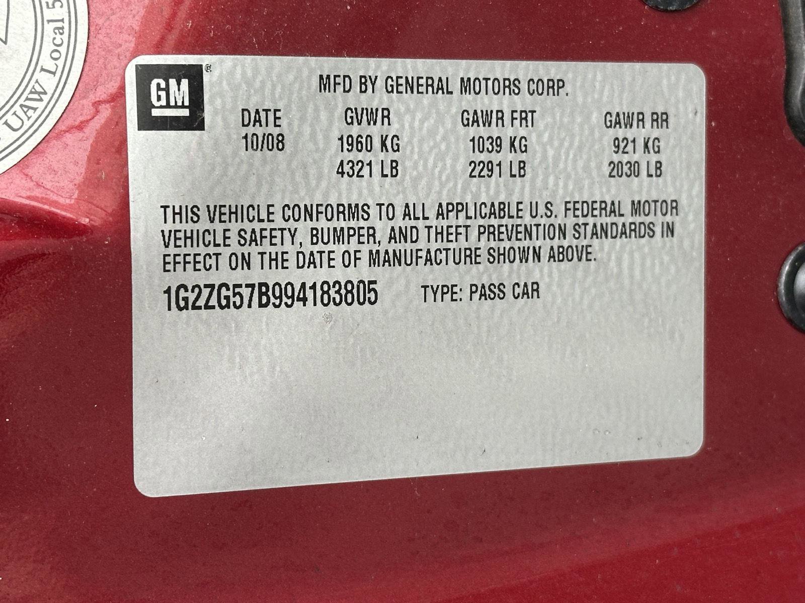 Used 2009 Pontiac G6 Sedan w/ Sun And Sound Package image 15