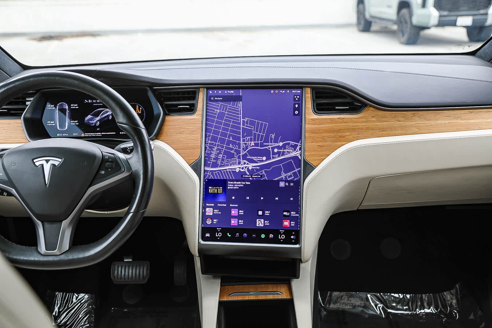 Used 2020 Tesla Model X Long Range AWD/4WD image 13