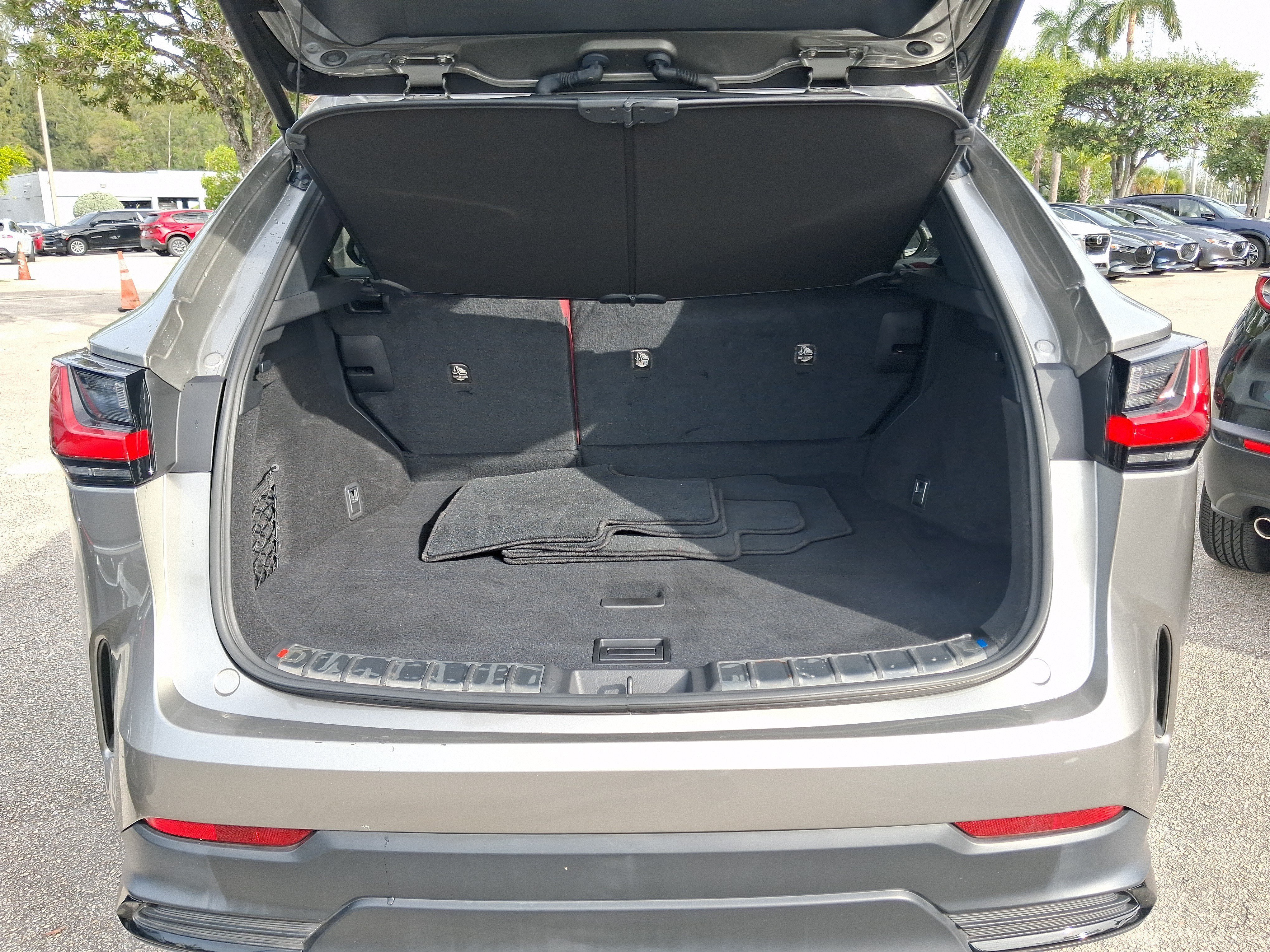 Used 2024 Lexus NX 250 FWD w/ Cold Area Package image 5