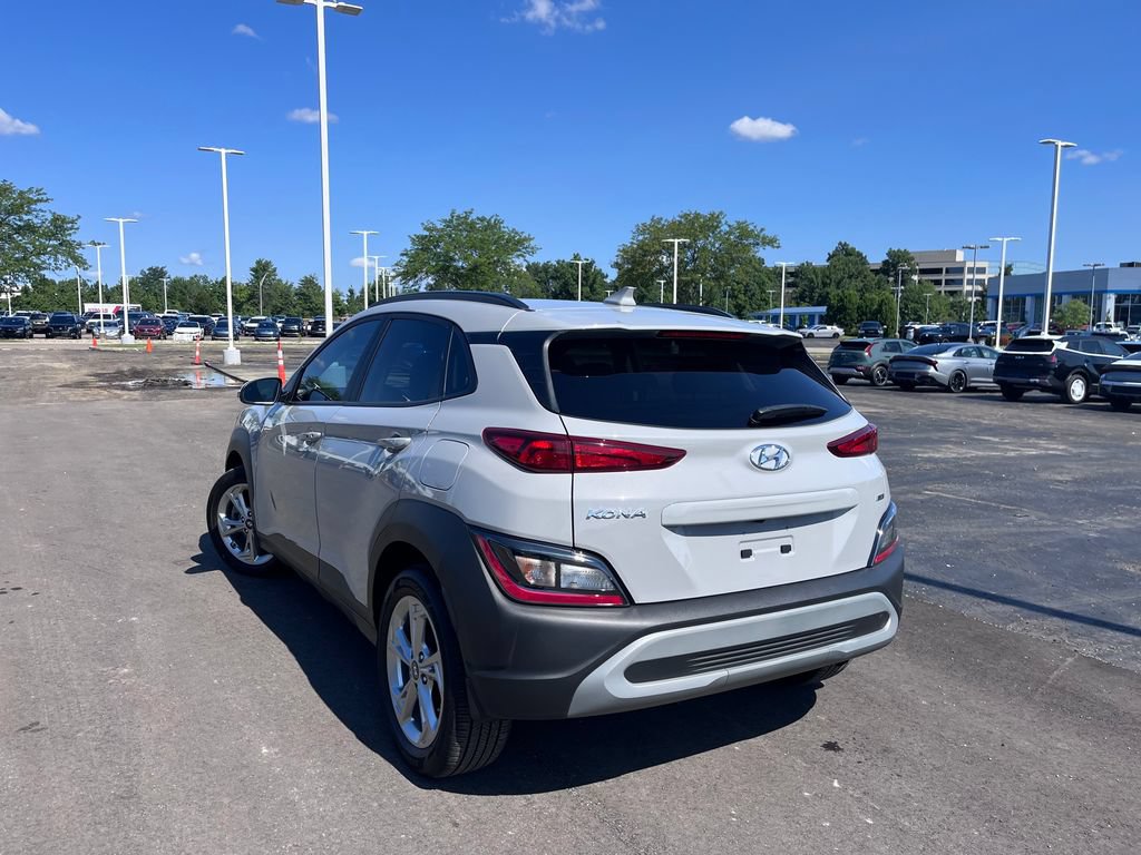 Used 2023 Hyundai Kona SEL AWD/4WD image 6
