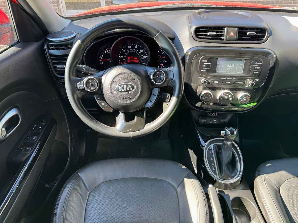 Used 2016 Kia Soul ! image 12