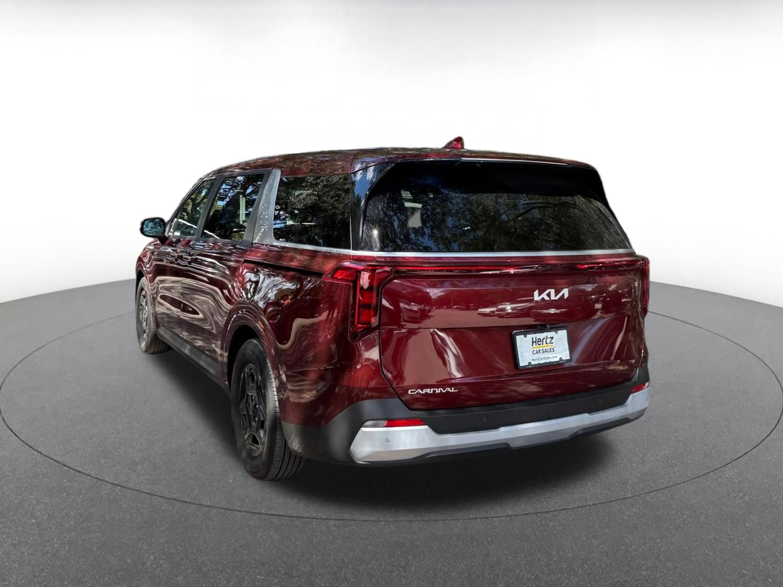 Used 2026 Kia Carnival FWD image 5
