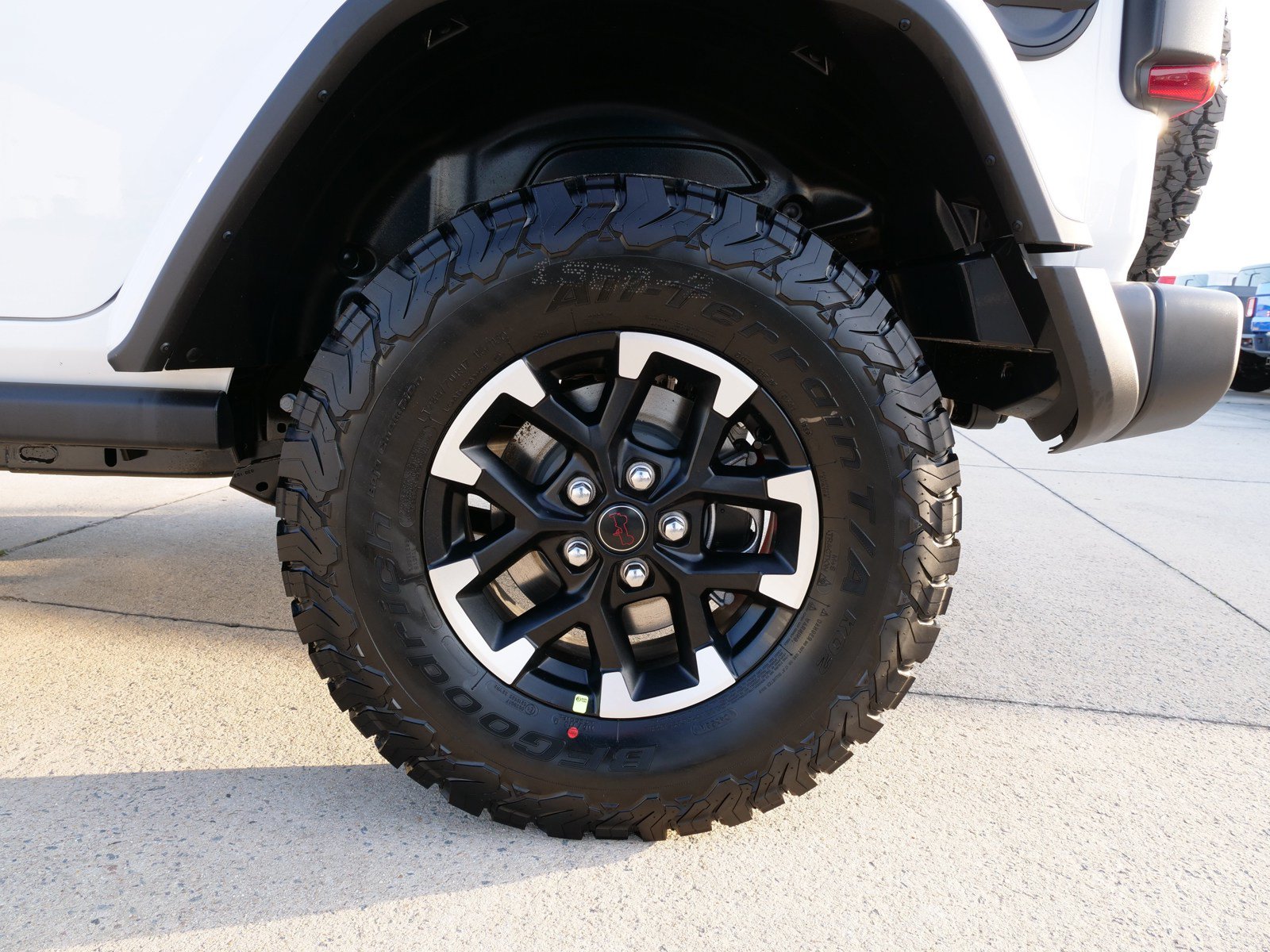 New 2026 Jeep Wrangler Unlimited Rubicon w/ Safety Group AWD/4WD image 12