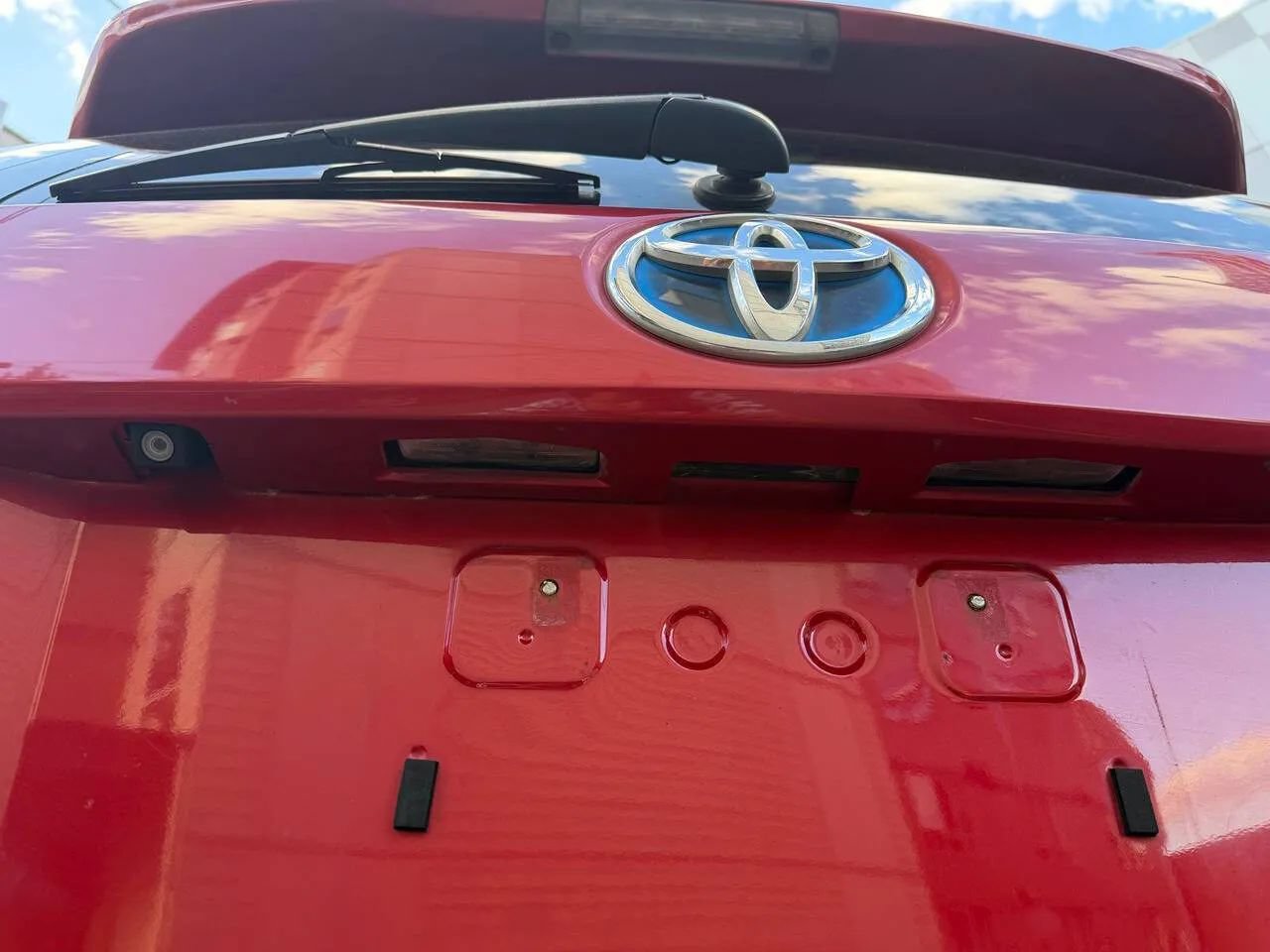 Used 2012 Toyota Prius V Two FWD image 19
