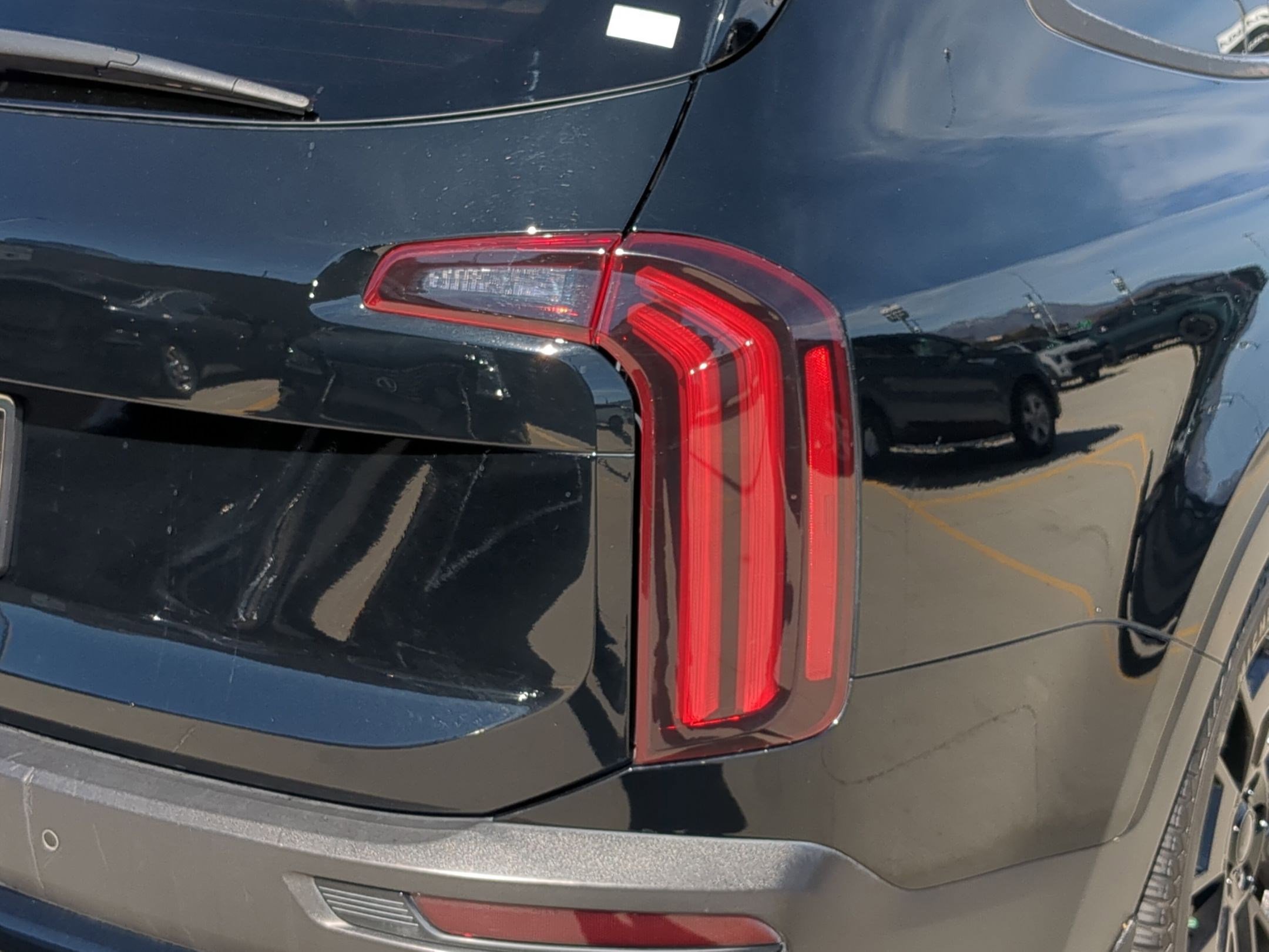 Used 2021 Kia Telluride SX w/ SX Prestige Package image 11