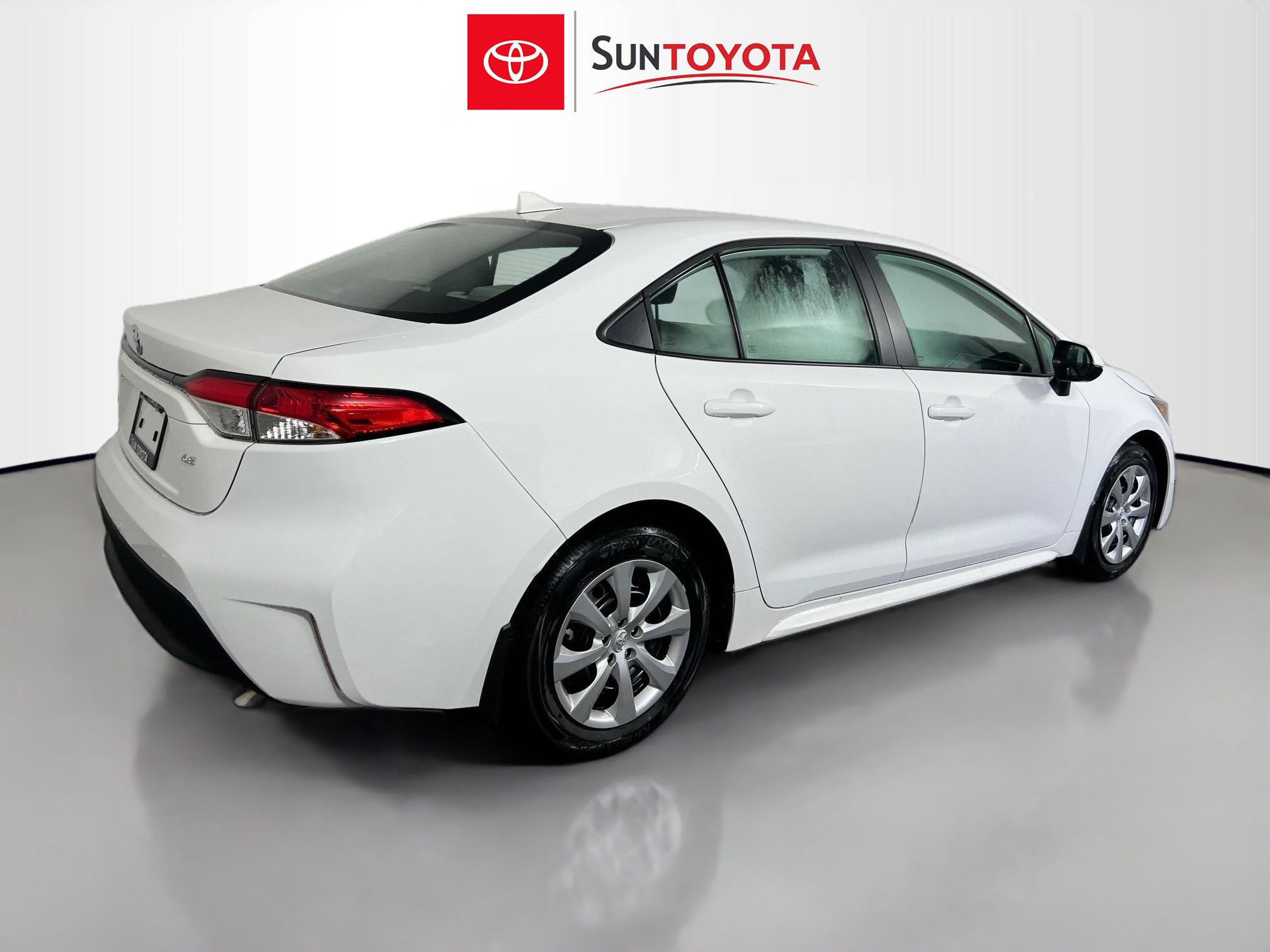 Used 2026 Toyota Corolla LE FWD image 4
