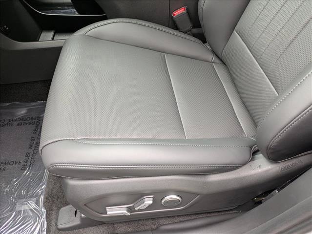 New 2026 Hyundai Santa Fe SEL FWD image 4