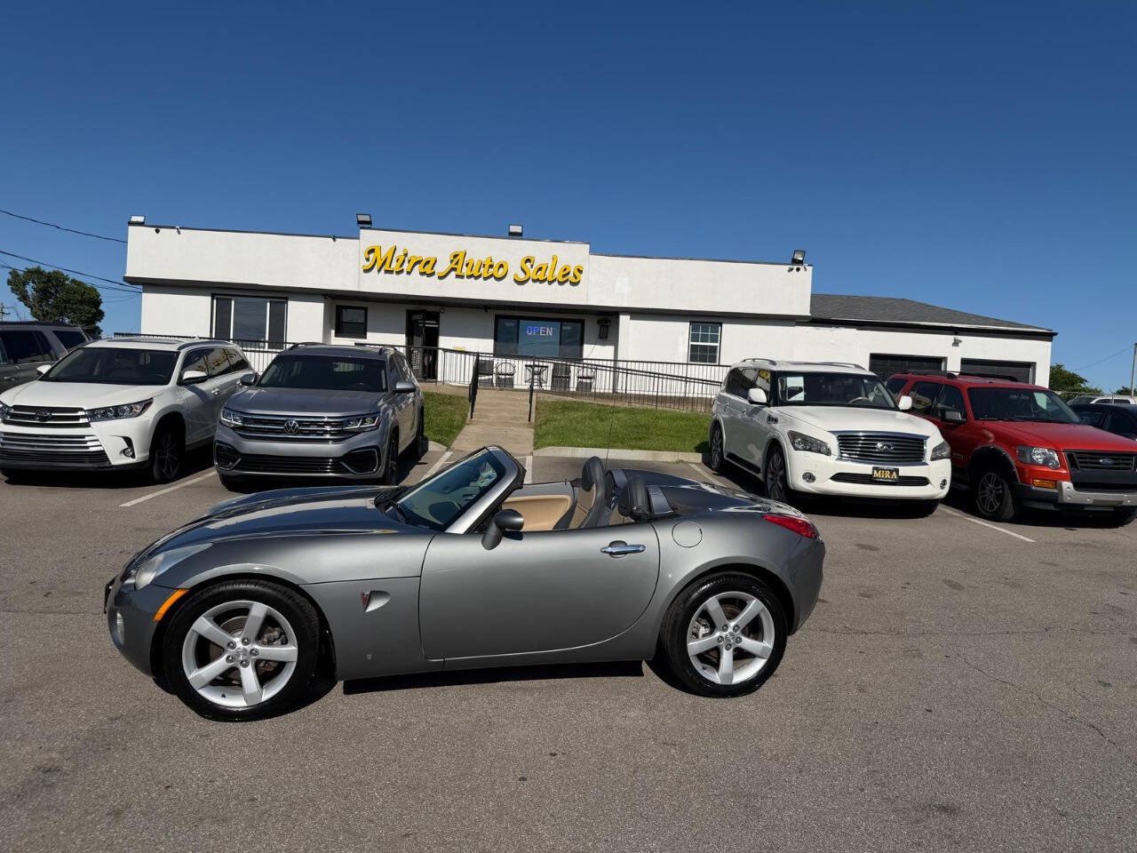 Used 2006 Pontiac Solstice Convertible w/ Premium Package