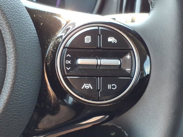 Used 2025 Kia Soul EX FWD image 27