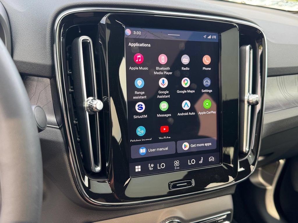 Certified 2023 Volvo C40 P8 Recharge Ultimate AWD/4WD image 17