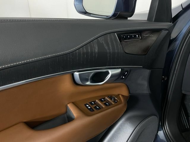 Certified 2024 Volvo XC90 T8 Ultimate AWD/4WD image 29