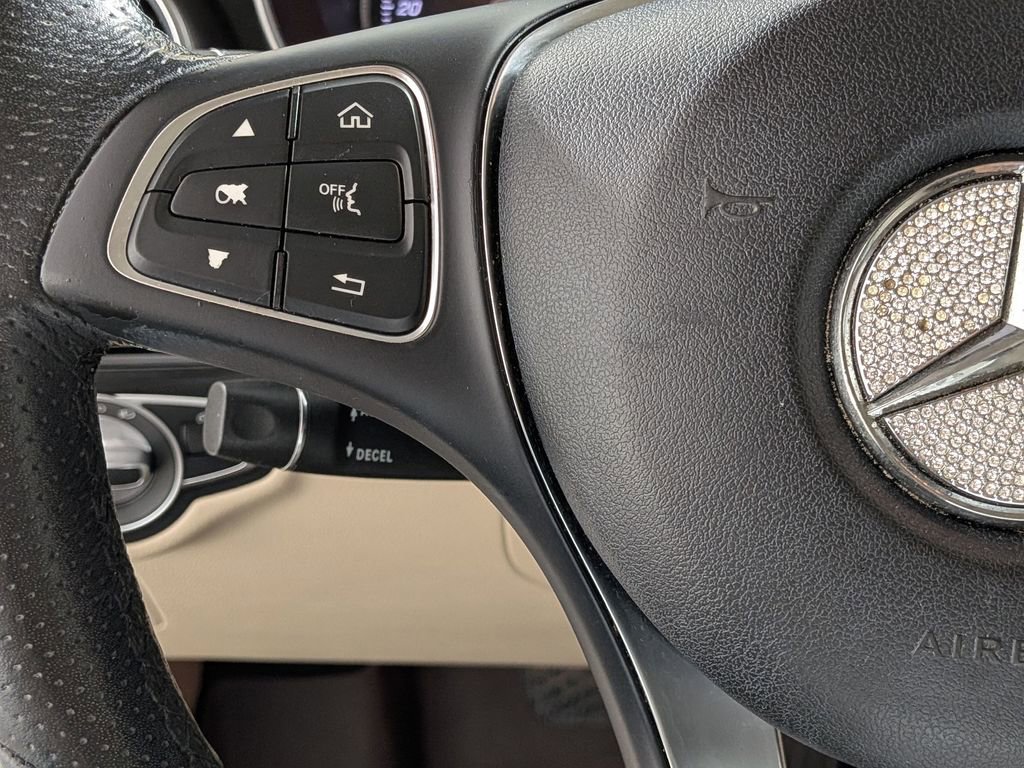 Used 2018 Mercedes-Benz GLC 300 image 14