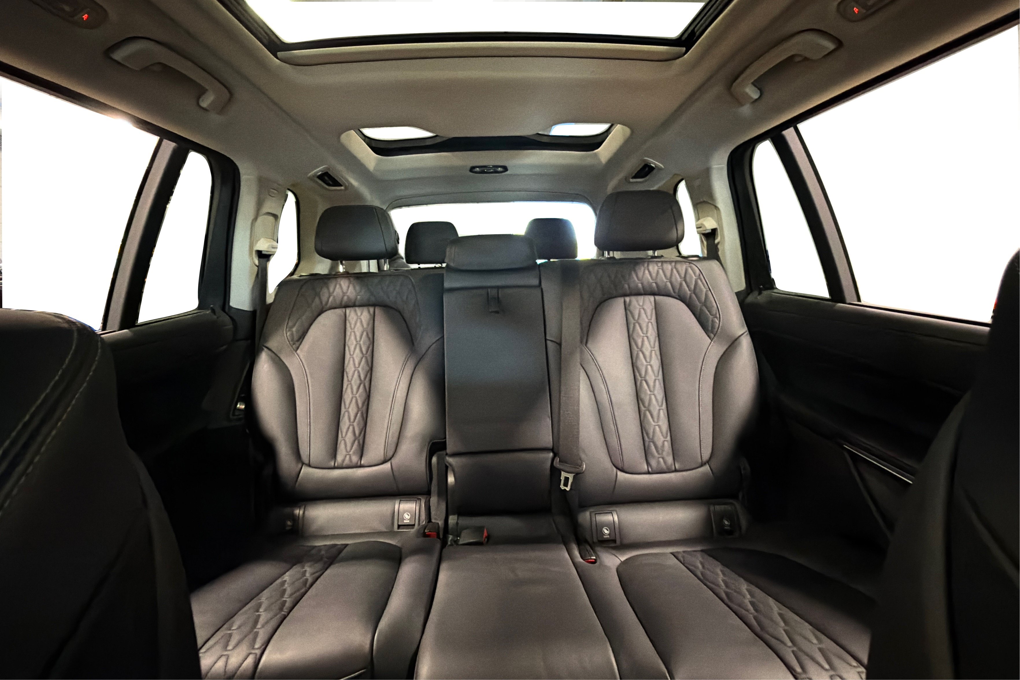 Used 2026 BMW X7 xDrive40i AWD/4WD image 46