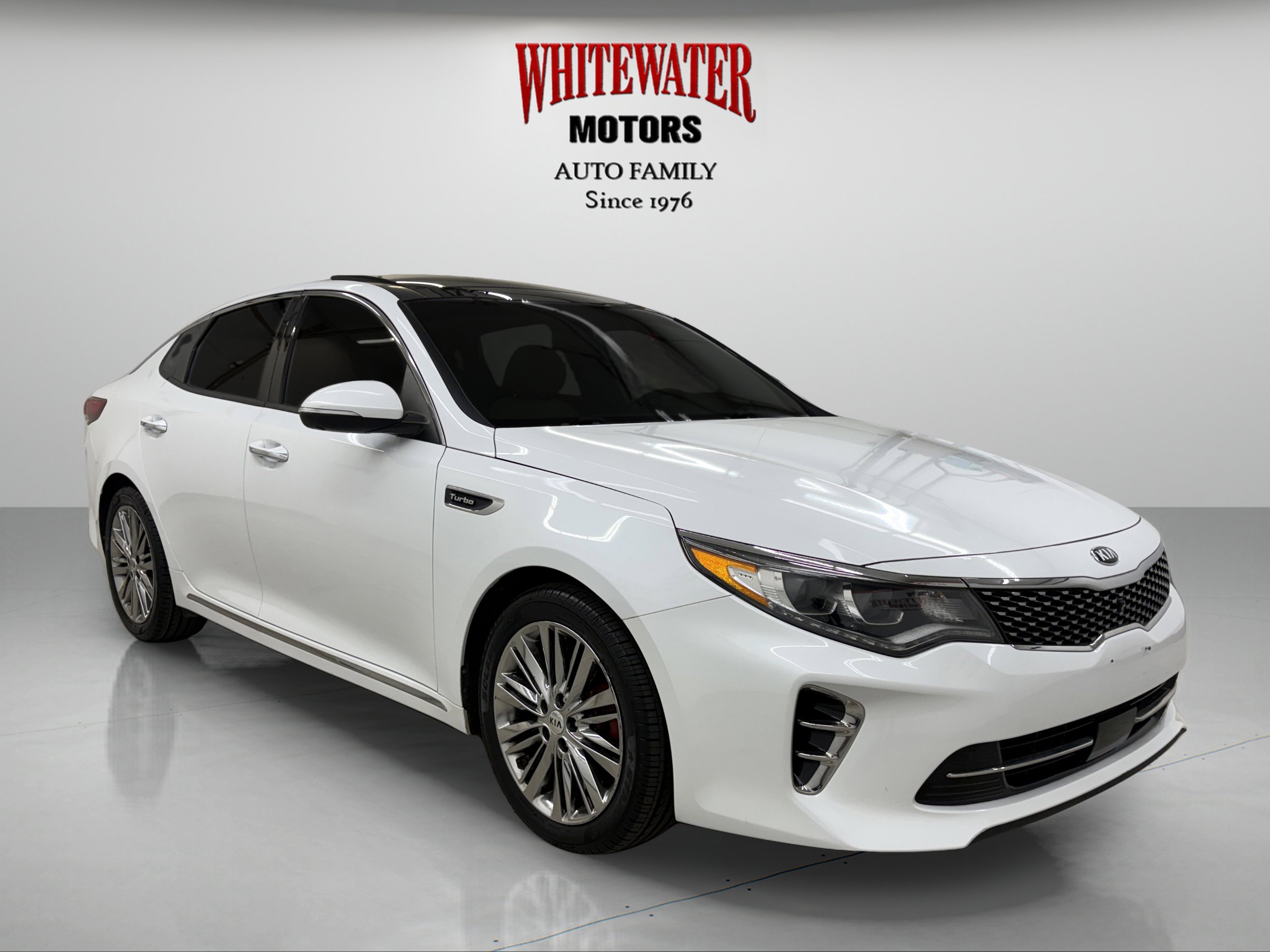 Used 2017 Kia Optima SX FWD image 5
