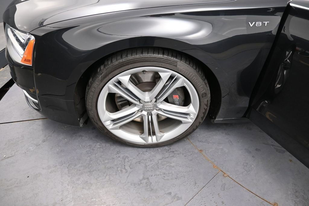 Used 2014 Audi S8 AWD/4WD image 15