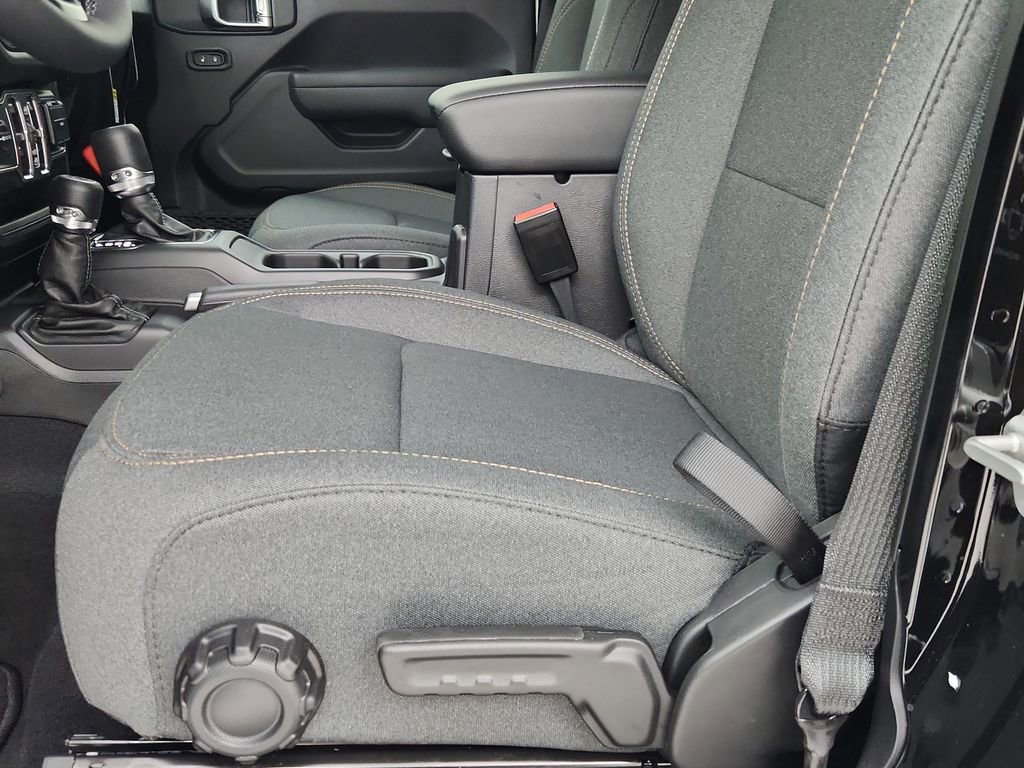 New 2025 Jeep Wrangler Sport S image 20