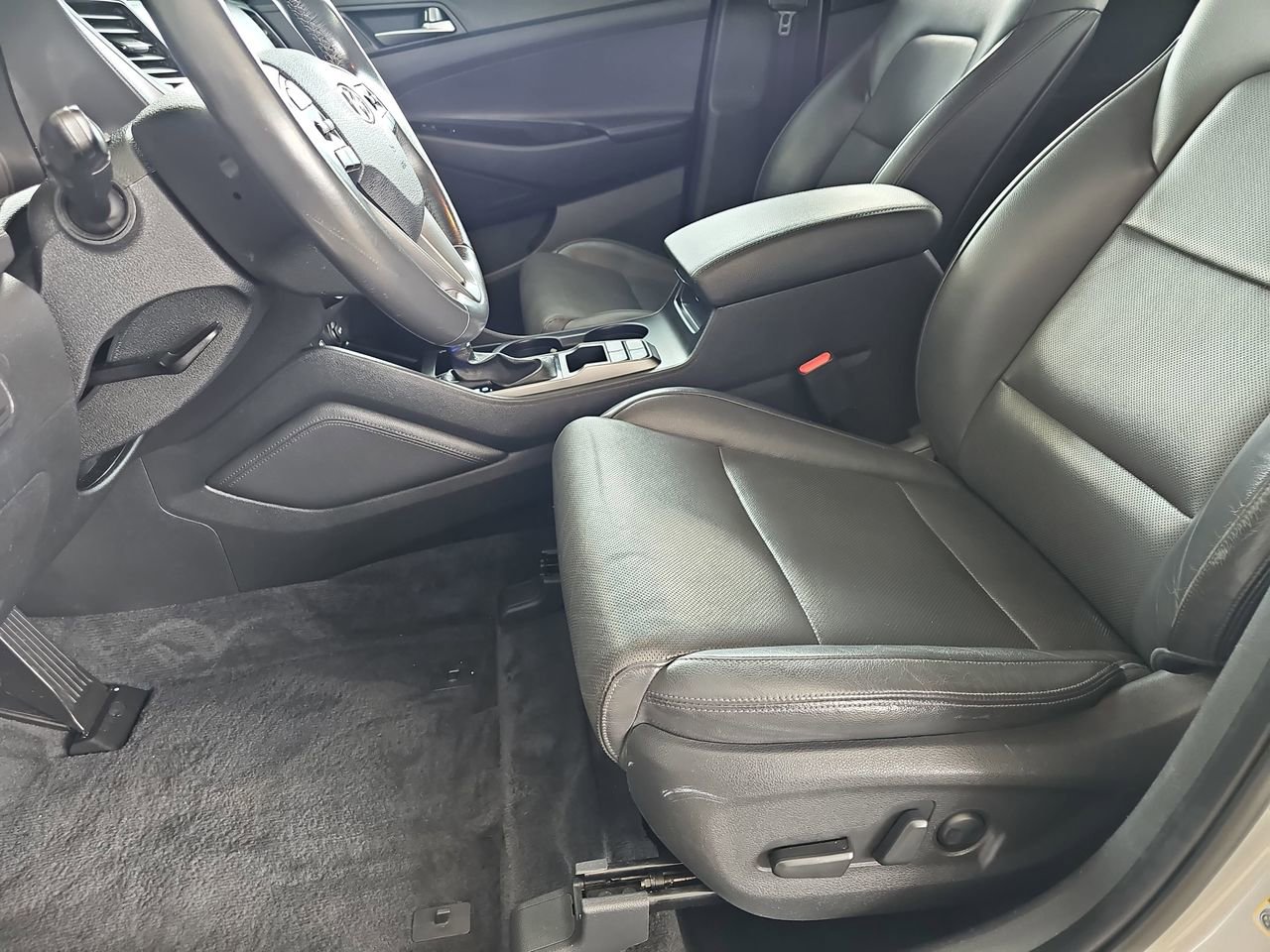 Used 2016 Hyundai Tucson Limited FWD image 19