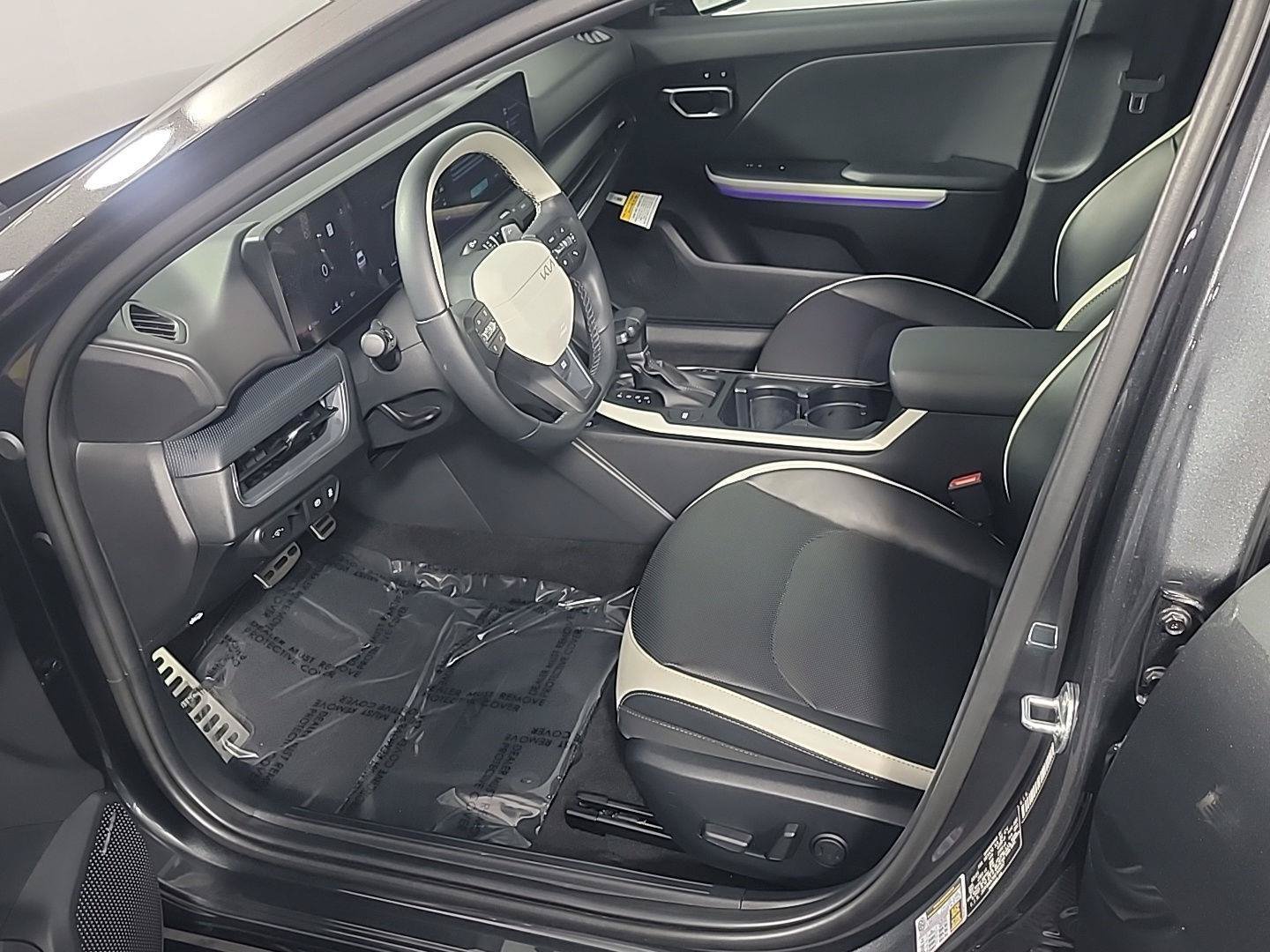 Certified 2025 Kia K4 GT-Line Turbo FWD image 17