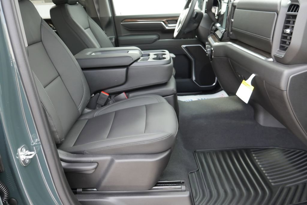 New 2026 Chevrolet Silverado 3500 LT w/ All Star Edition image 21