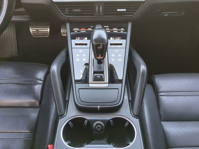 Used 2021 Porsche Cayenne GTS image 22