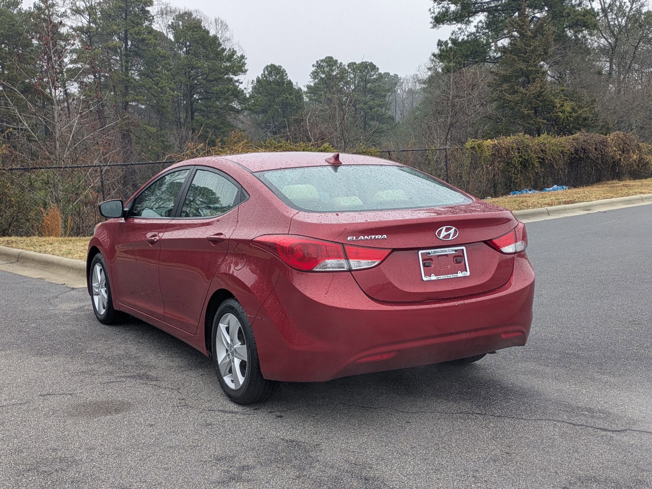 Used 2013 Hyundai Elantra GLS w/ Preferred Pkg image 7