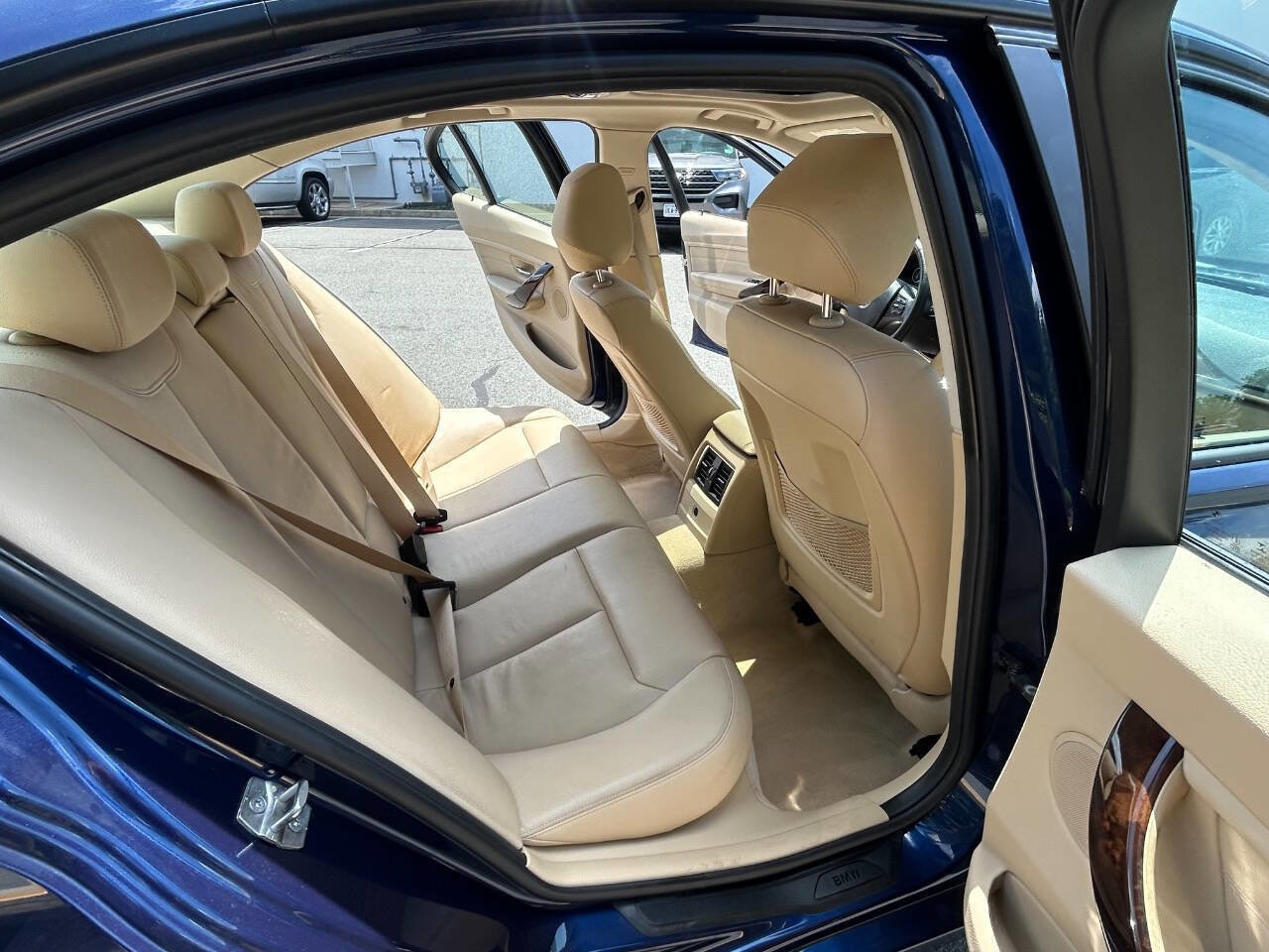 Used 2016 BMW 320i xDrive Sedan image 27