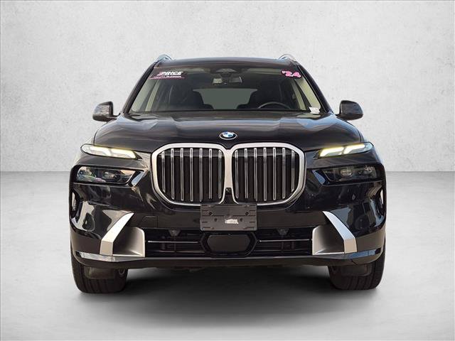 Used 2024 BMW X7 xDrive40i w/ Premium Package AWD/4WD image 2