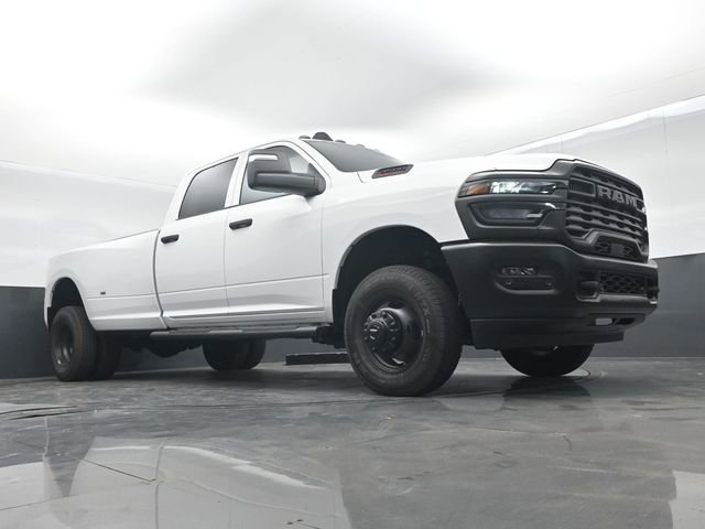 New 2026 RAM 3500 Tradesman AWD/4WD image 42