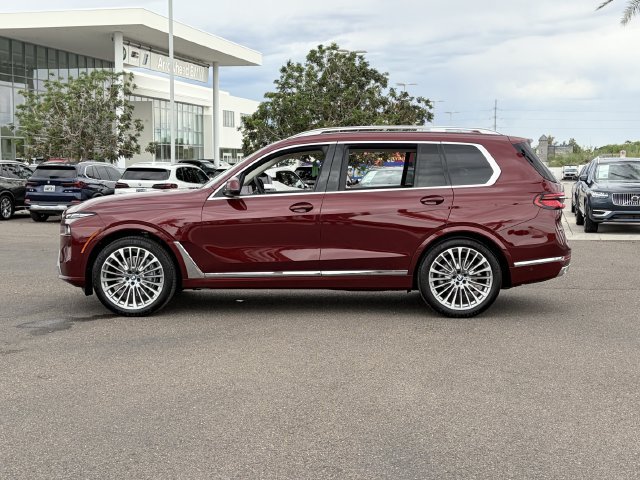 Used 2025 BMW X7 xDrive40i w/ Premium Package AWD/4WD image 10