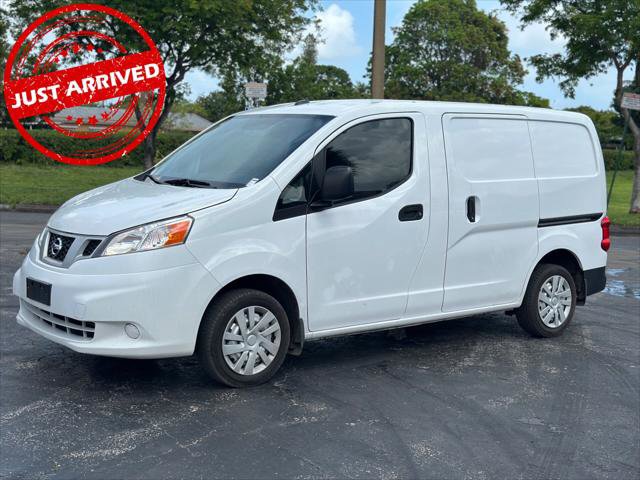 Used 2020 Nissan NV200 S FWD image 2