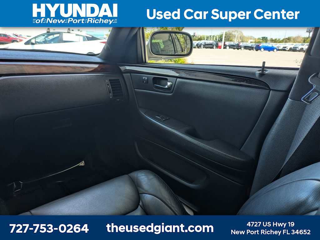 Used 2007 Cadillac DTS Luxury II image 19