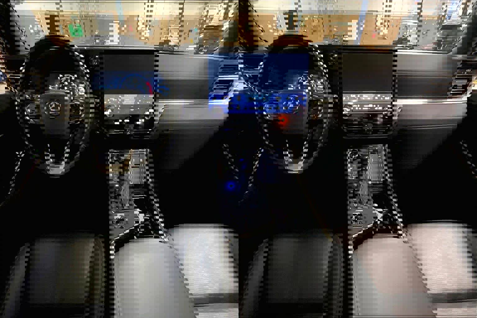 Used 2024 Lexus GX 550 image 14