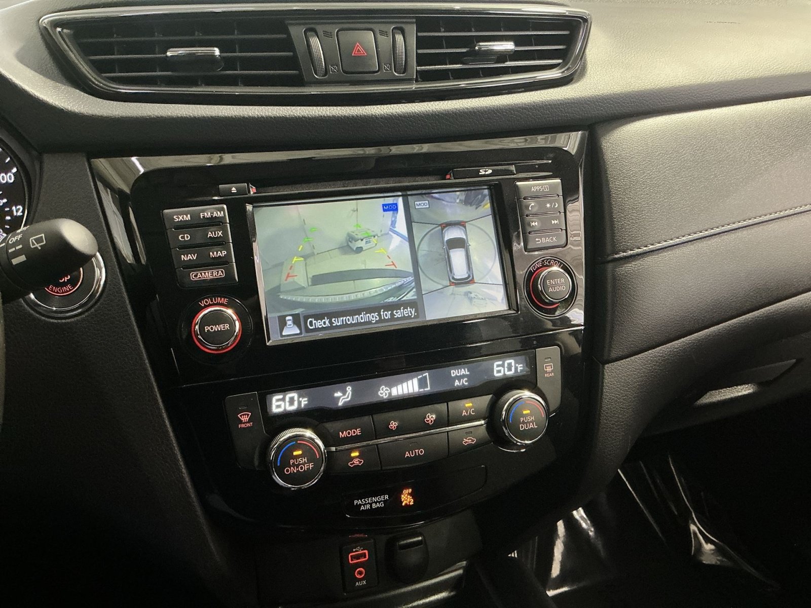 Used 2017 Nissan Rogue SV w/ SV Premium Package FWD image 20