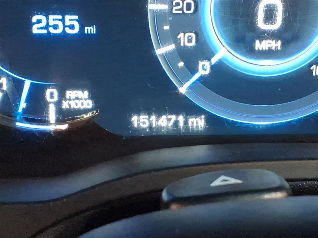 Used 2018 Cadillac Escalade ESV Platinum image 32