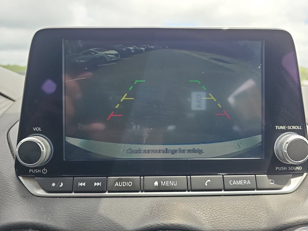 Used 2023 Nissan Sentra SV FWD image 27