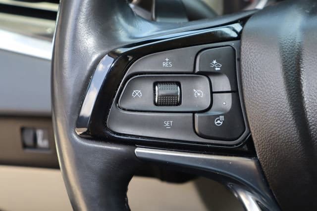 Used 2022 Buick Enclave Essence w/ Experience Buick Package FWD image 14