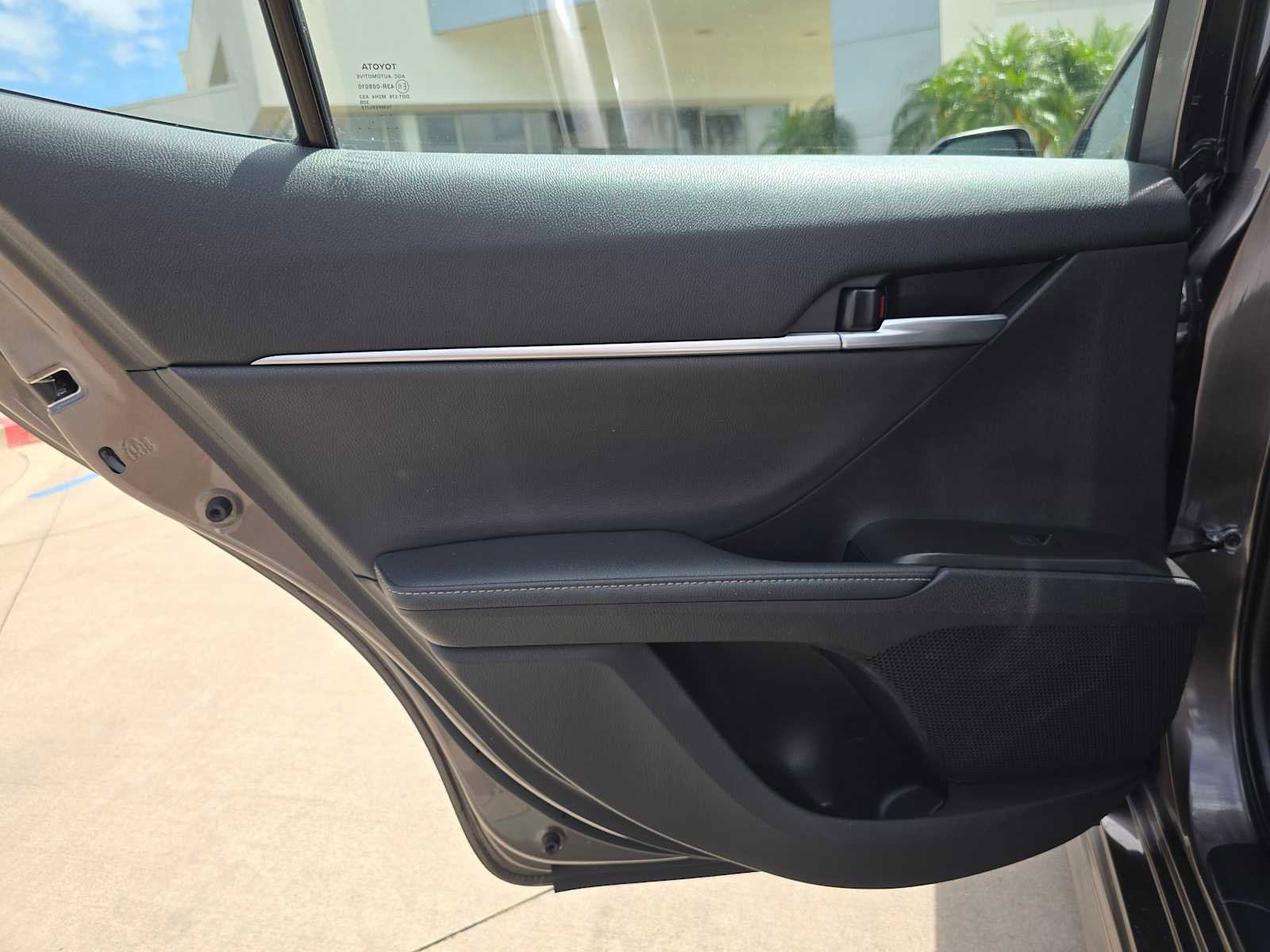 Used 2023 Toyota Camry XSE FWD image 16