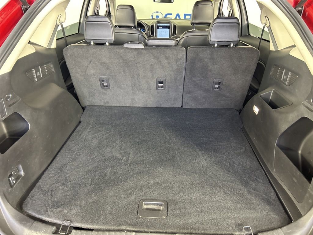 Used 2024 Ford Edge SEL image 34