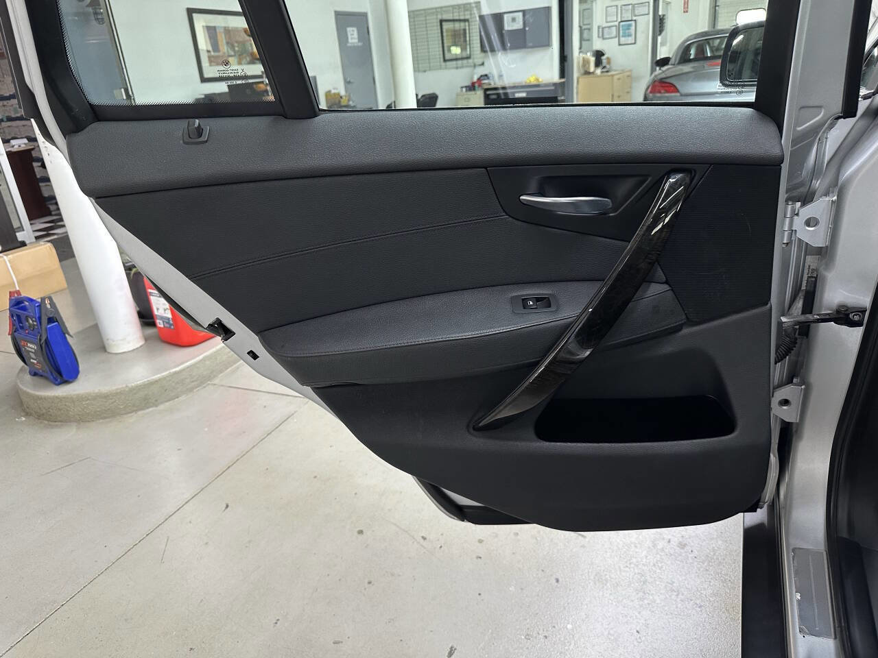 Used 2009 BMW X3 xDrive30i image 12