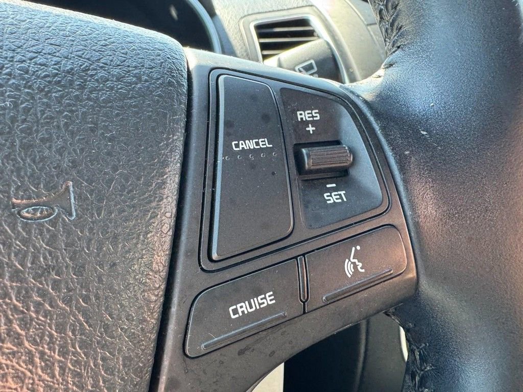 Used 2015 Kia Sorento LX image 17