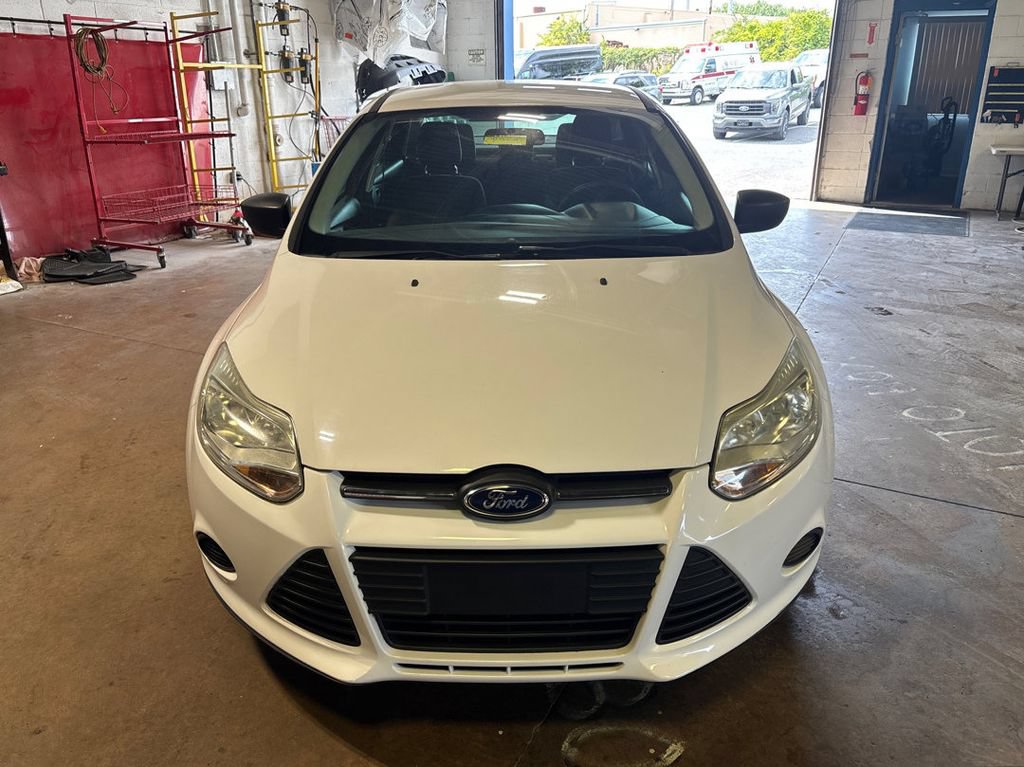 Used 2013 Ford Focus S FWD image 2