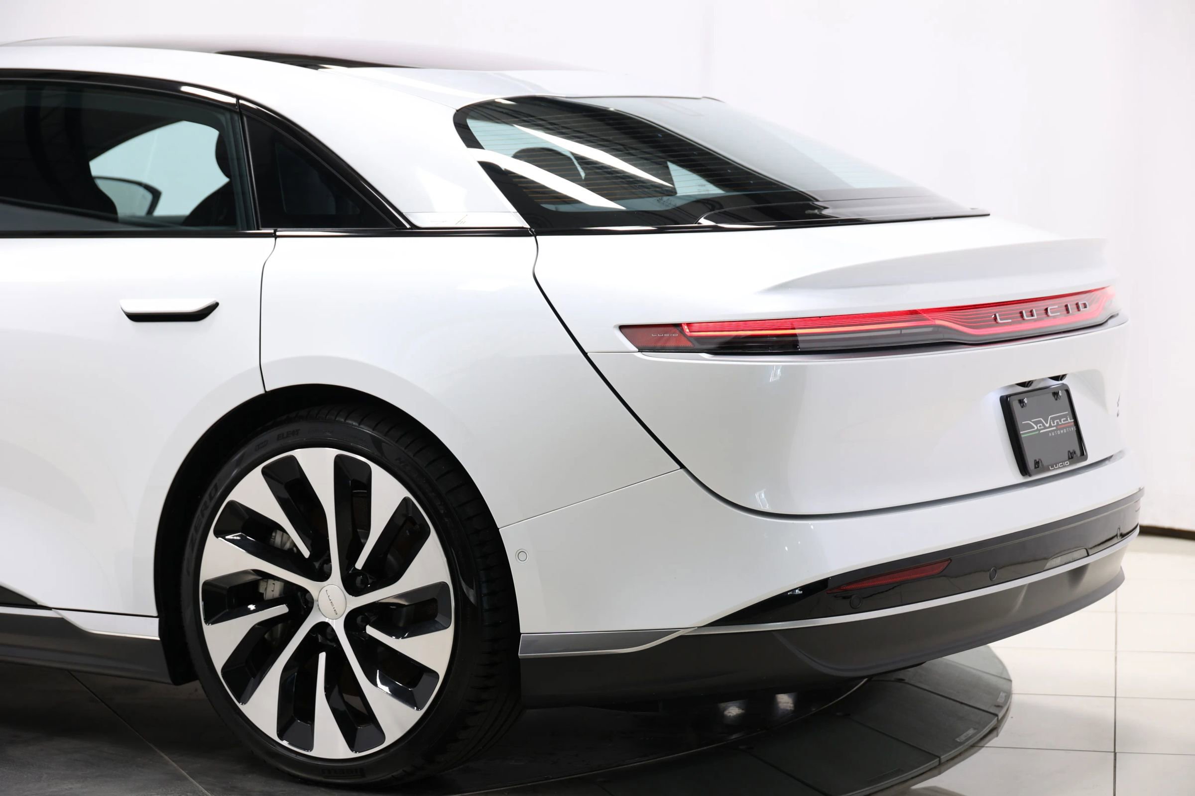 Used 2023 Lucid Air Grand Touring image 59