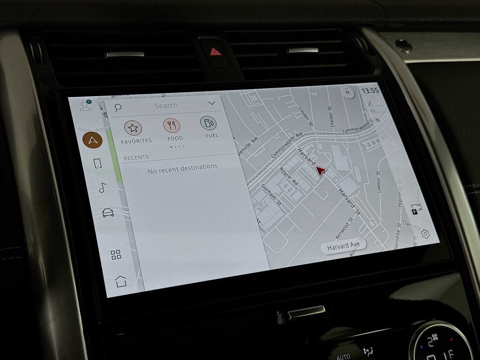 New 2026 Land Rover Discovery Limited Edition image 14