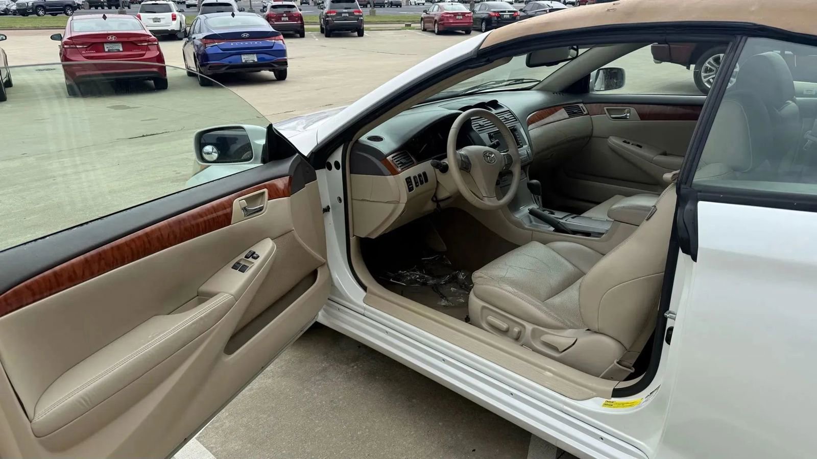 Used 2007 Toyota Solara SLE image 8