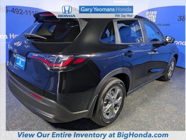 New 2026 Honda HR-V LX image 6